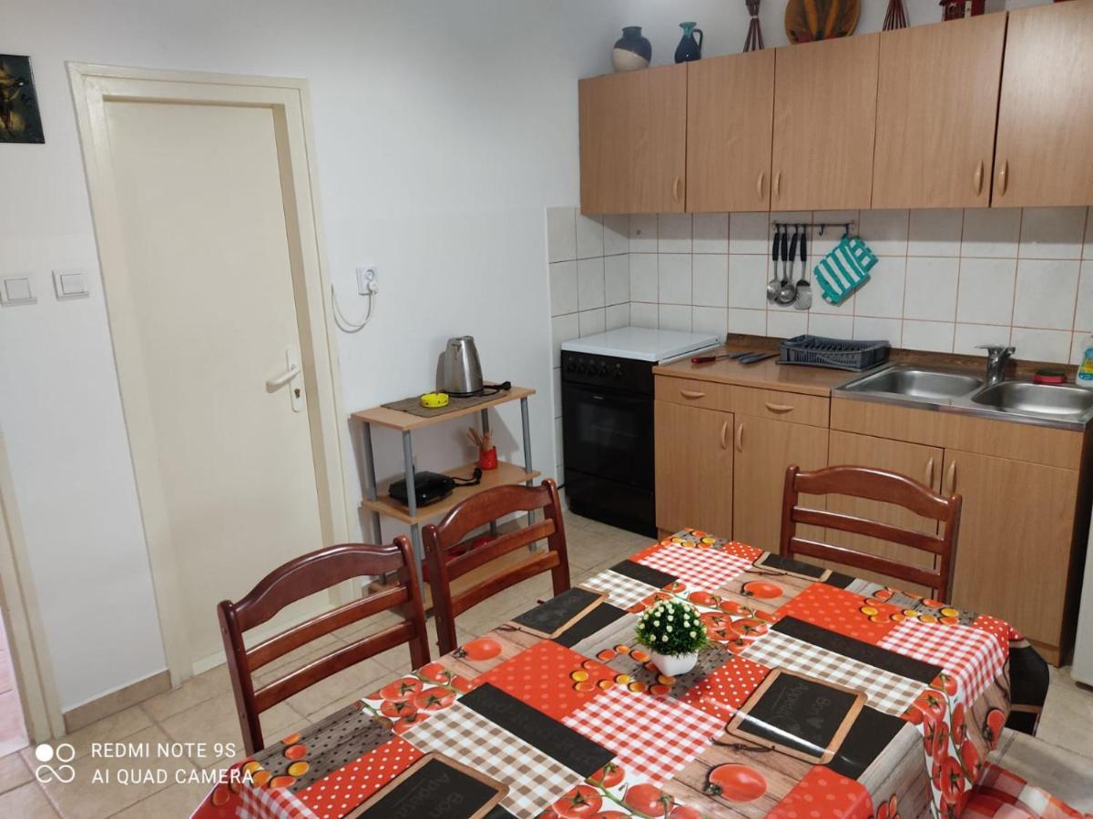 Apartmani Iva Sveti Juraj Buitenkant foto
