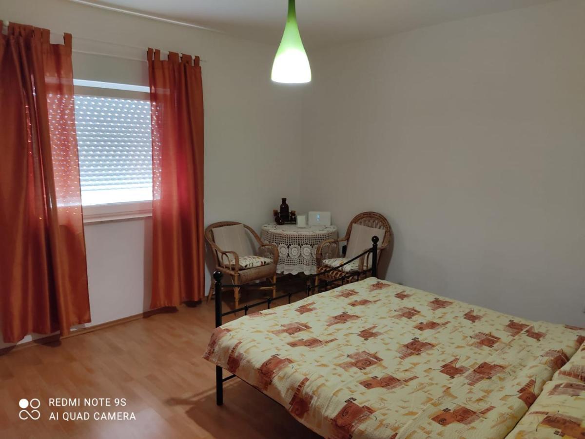 Apartmani Iva Sveti Juraj Buitenkant foto