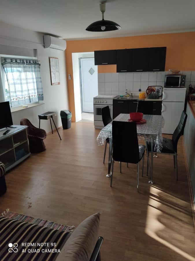Apartmani Iva Sveti Juraj Buitenkant foto