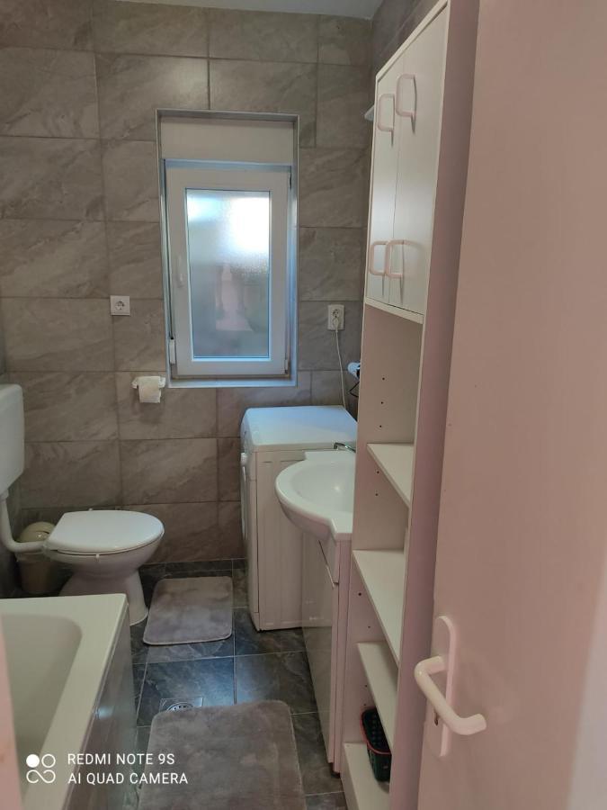 Apartmani Iva Sveti Juraj Buitenkant foto