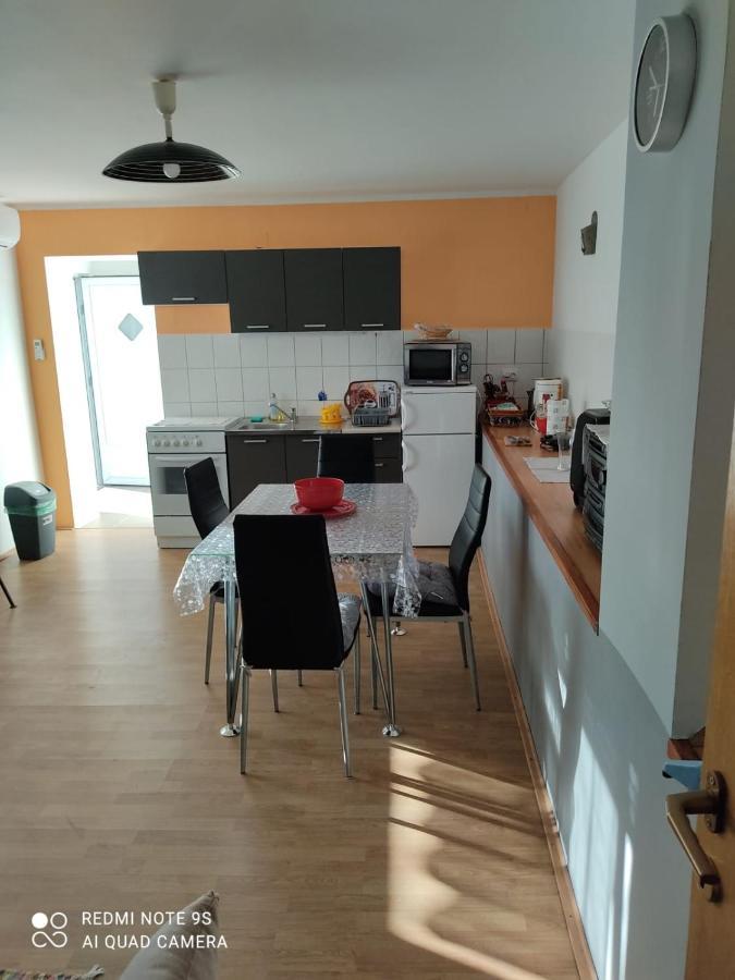 Apartmani Iva Sveti Juraj Buitenkant foto