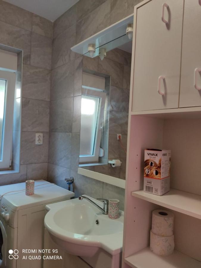 Apartmani Iva Sveti Juraj Buitenkant foto